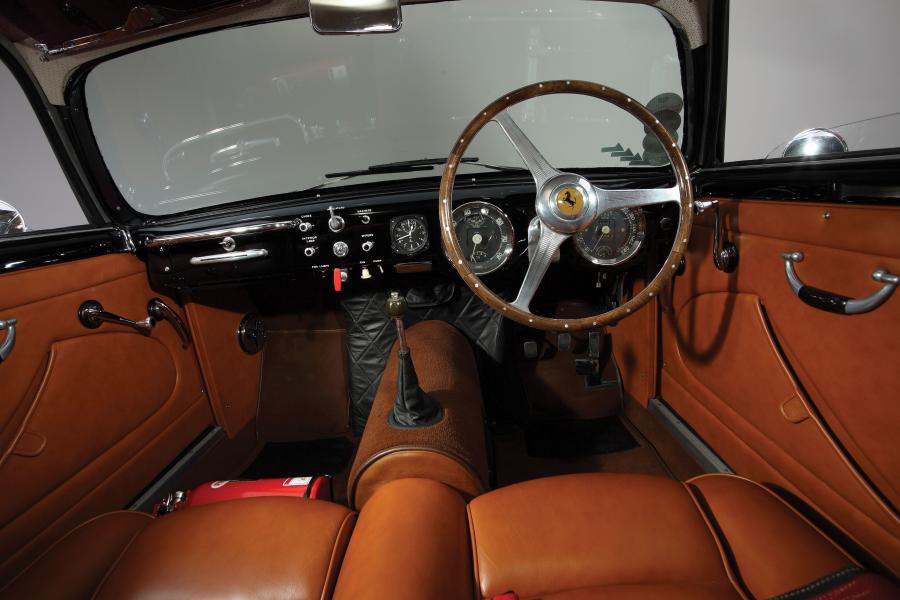  Ferrari 212-225 Sport Coupe by Vignale 1952 года  (фото 12 из 56)